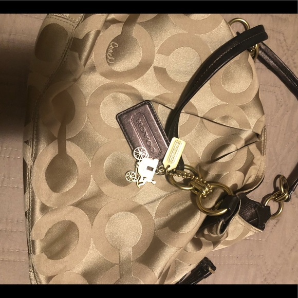 Coach Signature Purse for Sale - Picture 2 of 3